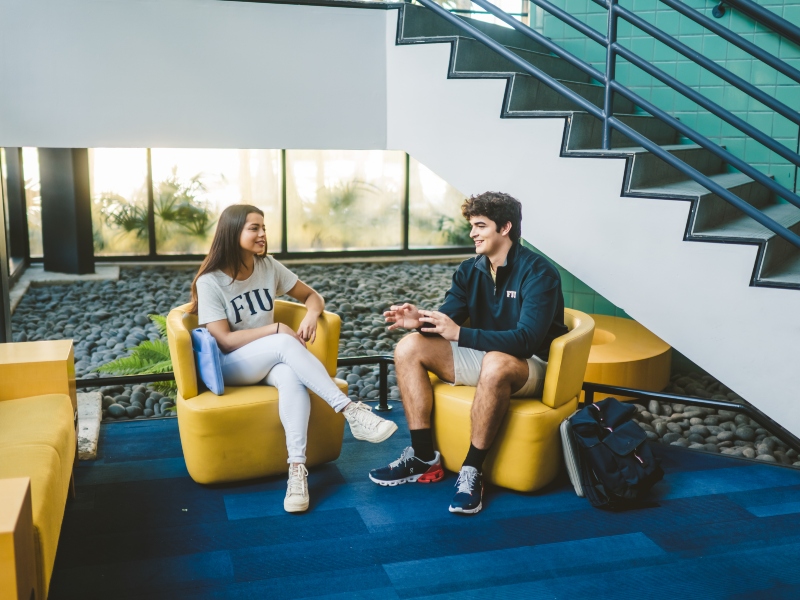 FIU Business students in the classroom