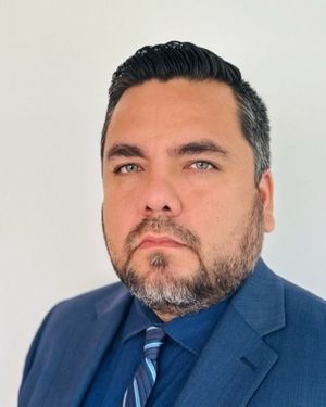 Headshot of Jesus Medina, FIU Doctor of Business Administration Cohort 9.18