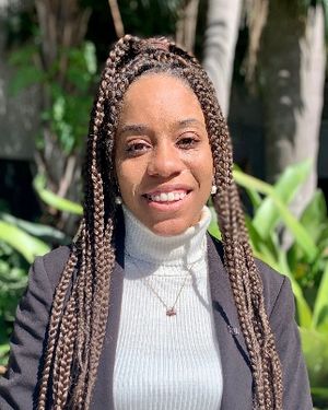 Headshot of Ruh-Keea Leconte, FIU Doctor of Business Administration Cohort 9.17