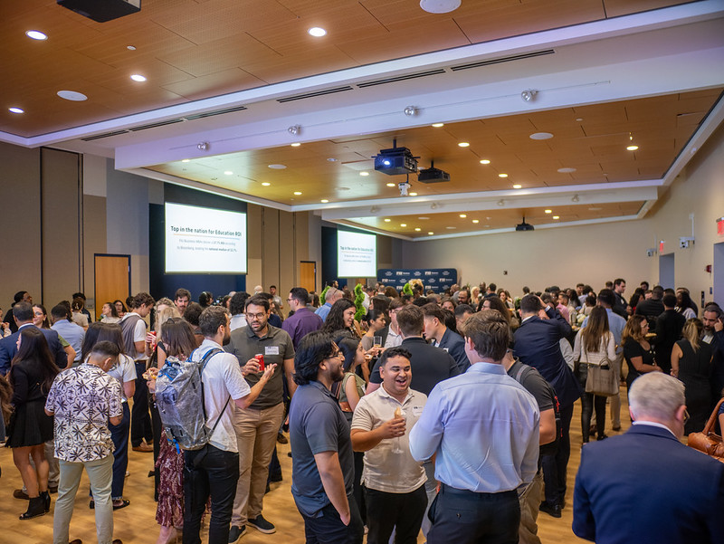 Students connect with classmates, FIU Chapman faculty and staff, alumni and advisory board members during the networking portion of Chapman Launchpad