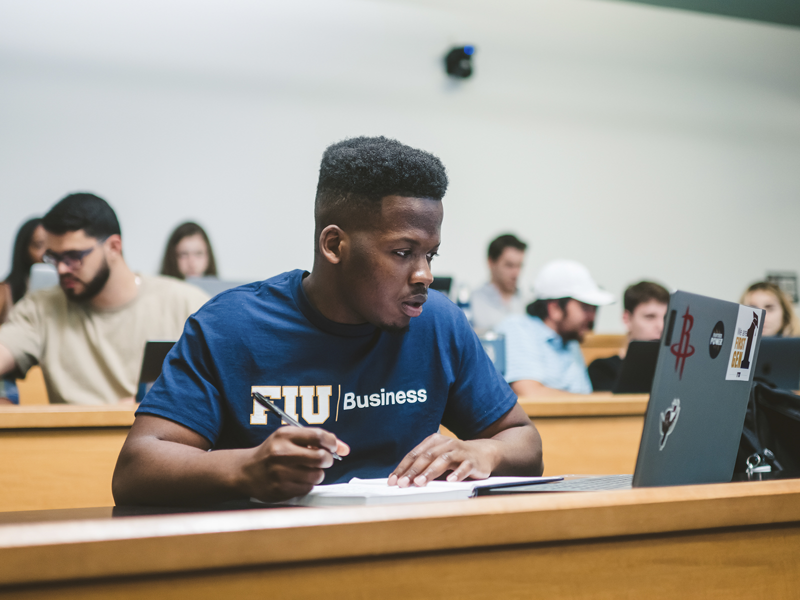 FIU Business students in the classroom