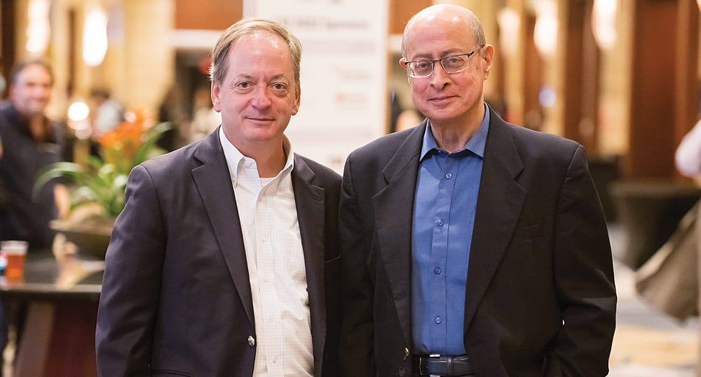 (L to R) William Hardin, dean, FIU Business; and Farok Contractor, then outgoing president of the Academy of International Business (AIB), at the 2022 Annual Meeting of AIB on July 8, 2022, in Miami.