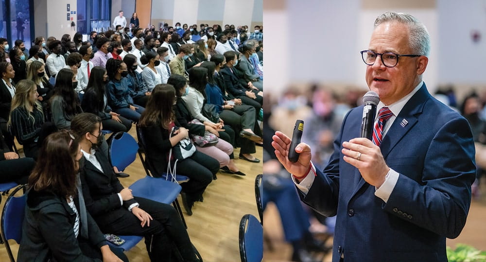 John Nykolaiszyn, director of business career services, FIU Business, speaking to Miami-Dade County public high school students about building skills for academic success that will lead to success in their careers at the FIU Business and Truist Foundation “I am C2” College and Career Ready Conference on Nov. 9.