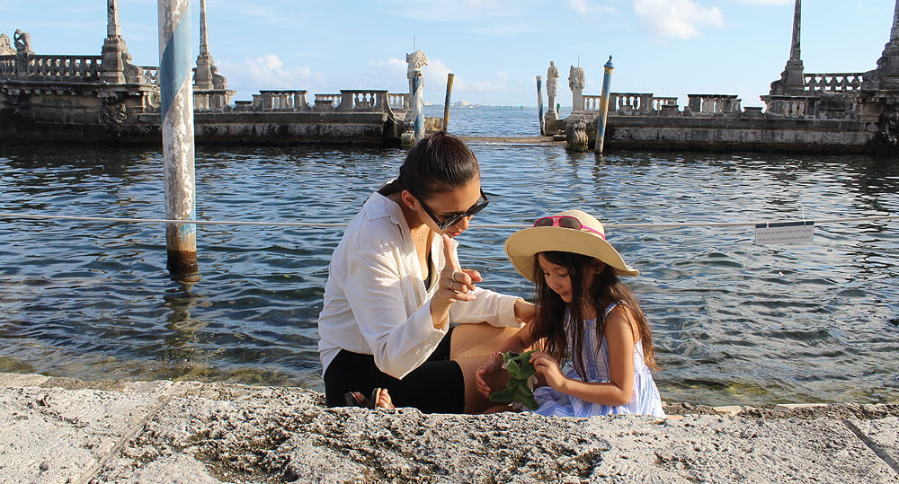 Yuehan Zhao with her 4-year-old daughter, Angelina