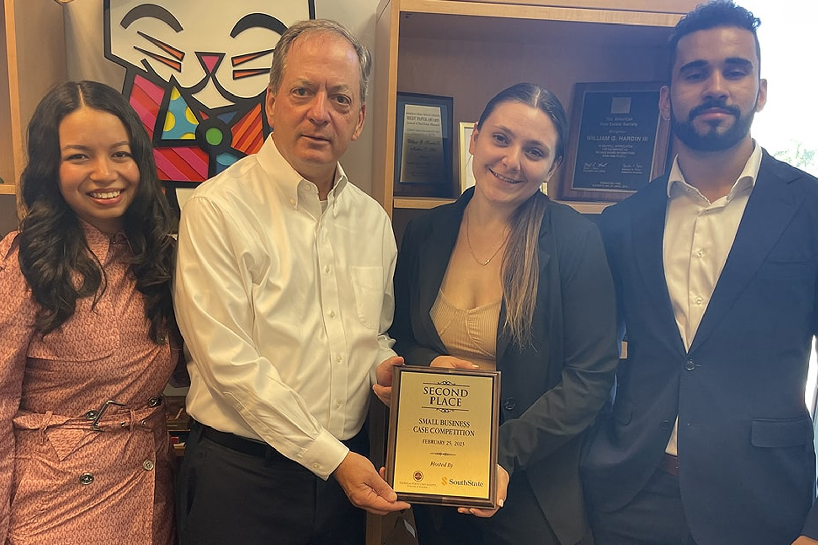 FIU Places Second in Bank Competition
