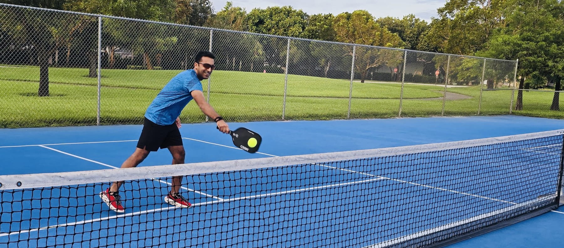 Manjul Gupta playing pickleball