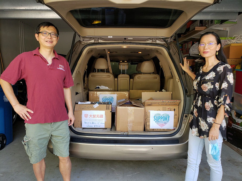 Department of Finance Professor Qiang Kang and his wife Jing Xue collected and donated thousands of masks to Memorial Hospital with help from colleagues at FIU Business.